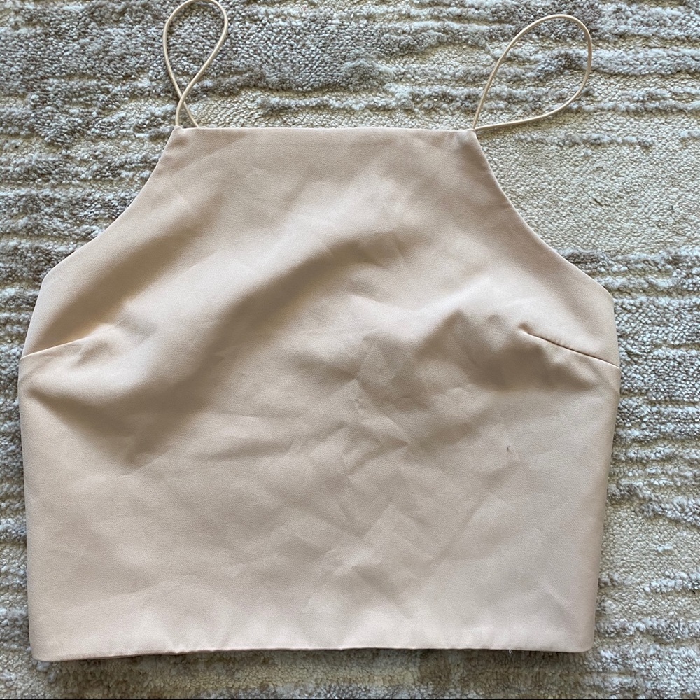 Backless strap shirt